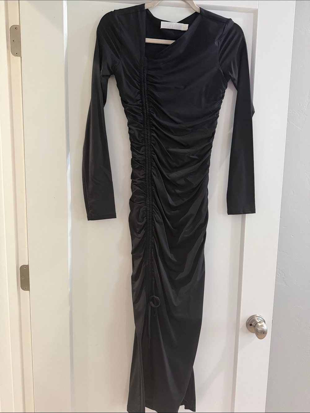 Rachel Parcell Black Ruched Long-Sleeve Midi Dress with Asymmetric Neckline